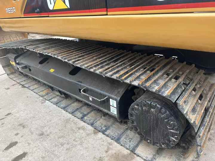 Used Excavator Caterpillar CAT320c Small and Medium-sized Original Excavator CAT320c for Sale - Bager guseničar: slika 3 Used Excavator Caterpillar CAT320c Small and Medium-sized Original Excavator CAT320c for Sale - Bager guseničar: slika 3