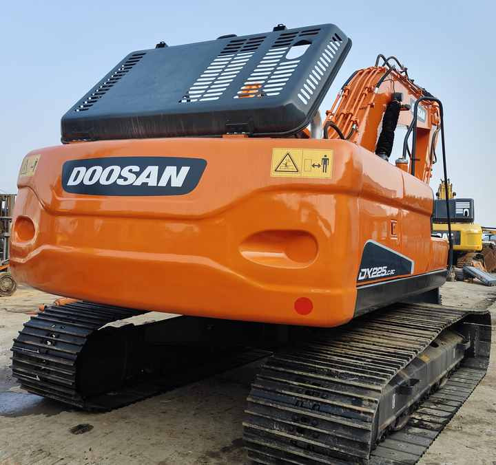Used Excavator Doosan DX225LC-9 Excavators Mini Equipment Earth Moving Machinery Doosan Digger Excavator for Sale Used Excavator Doosan DX225LC-9 Excavators Mini Equipment Earth Moving Machinery Doosan Digger Excavator for Sale: slika 6