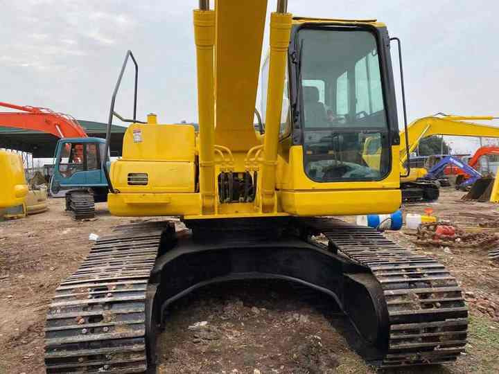 Used Good Quality Japan Original PC200-7 in Good Condition PC200-7 Komatsu - Bager guseničar: slika 4 Used Good Quality Japan Original PC200-7 in Good Condition PC200-7 Komatsu - Bager guseničar: slika 4