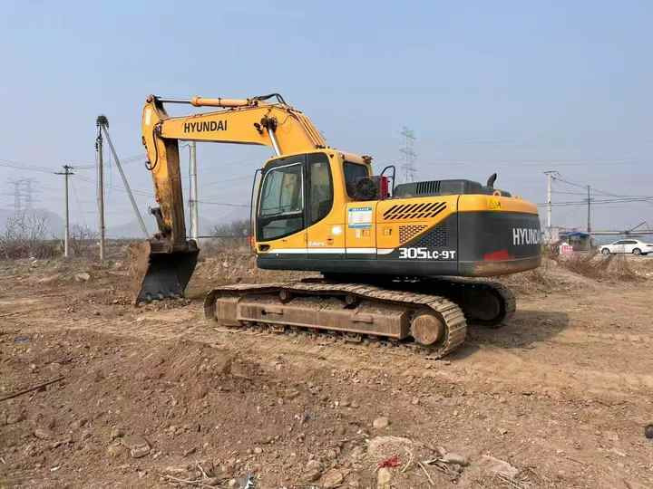 Used HYUNDAI 305LC-9T Crawler Excavator with good performance Hyundai30 tons earthmoving machinery with low price on-sale - Bager guseničar: slika 4 Used HYUNDAI 305LC-9T Crawler Excavator with good performance Hyundai30 tons earthmoving machinery with low price on-sale - Bager guseničar: slika 4