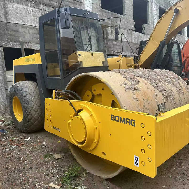 Used Heavy Construction Equipment BW217D Second Hand Road Rollers Used Machine Hot Sale - Valjak za puteve: slika 1 Used Heavy Construction Equipment BW217D Second Hand Road Rollers Used Machine Hot Sale - Valjak za puteve: slika 1