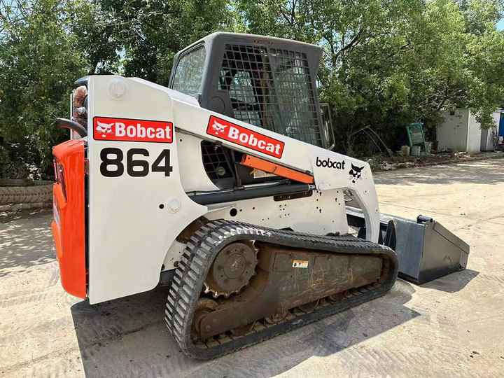 Used Heavy Construction Equipment Crawler bobcat T864 Second Hand Smaller Skid Steers Used Machine for Sale - Mini utovarivač: slika 2 Used Heavy Construction Equipment Crawler bobcat T864 Second Hand Smaller Skid Steers Used Machine for Sale - Mini utovarivač: slika 2