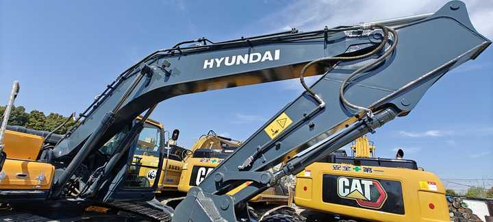 Used Korea Brand hyundai 220-9 with Good Performance in Stock Hot Sale - Bager: slika 2 Used Korea Brand hyundai 220-9 with Good Performance in Stock Hot Sale - Bager: slika 2