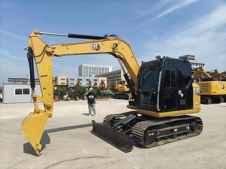 Used Mini Cat 307E2 Excavator with Good Condition for Sale - Bager: slika 4 Used Mini Cat 307E2 Excavator with Good Condition for Sale - Bager: slika 4