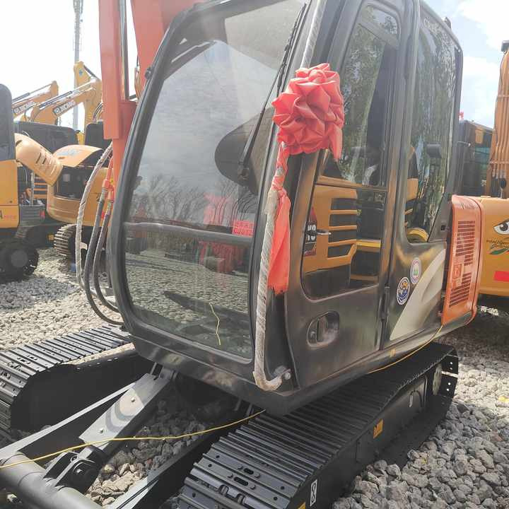 Used Original Japan Brand Hitachi Zx60 Excavator for Sale - Bager: slika 2 Used Original Japan Brand Hitachi Zx60 Excavator for Sale - Bager: slika 2