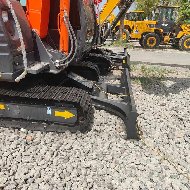 Used Original Japan Brand Hitachi Zx60 Excavator for Sale - Bager: slika 4 Used Original Japan Brand Hitachi Zx60 Excavator for Sale - Bager: slika 4