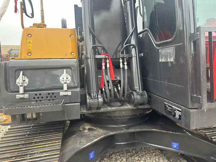Used Original Volvo EC140 Excavator on Sale - Bager: slika 3 Used Original Volvo EC140 Excavator on Sale - Bager: slika 3