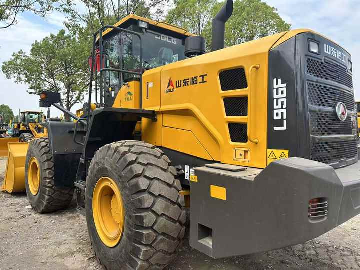 Used SDLG 956F Wheel Loader in Good Condition Hot Sale Chinese Brand Sdlg Used SDLG 956F Loader for Sale - Utovarivač točkaš: slika 3 Used SDLG 956F Wheel Loader in Good Condition Hot Sale Chinese Brand Sdlg Used SDLG 956F Loader for Sale - Utovarivač točkaš: slika 3