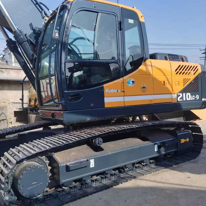 Used Wheel Excavator hyundai 210w-9 for Sale Good Condition Wheel Excavator - Bager guseničar: slika 1 Used Wheel Excavator hyundai 210w-9 for Sale Good Condition Wheel Excavator - Bager guseničar: slika 1