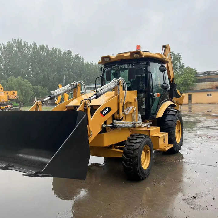 Used Wheel Loader CAT420F Caterpillar 420F Construction Machinery Mini Wheel Skid Steer Loader in Stock - Utovarivač točkaš: slika 1 Used Wheel Loader CAT420F Caterpillar 420F Construction Machinery Mini Wheel Skid Steer Loader in Stock - Utovarivač točkaš: slika 1