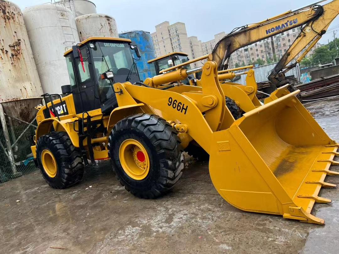 WHEEL LOADER Original Used CAT 966H Wheel Loader with High Performance on Sale Cat 966H Heavy Machinery Loader with Low Price - Utovarivač točkaš: slika 2 WHEEL LOADER Original Used CAT 966H Wheel Loader with High Performance on Sale Cat 966H Heavy Machinery Loader with Low Price - Utovarivač točkaš: slika 2