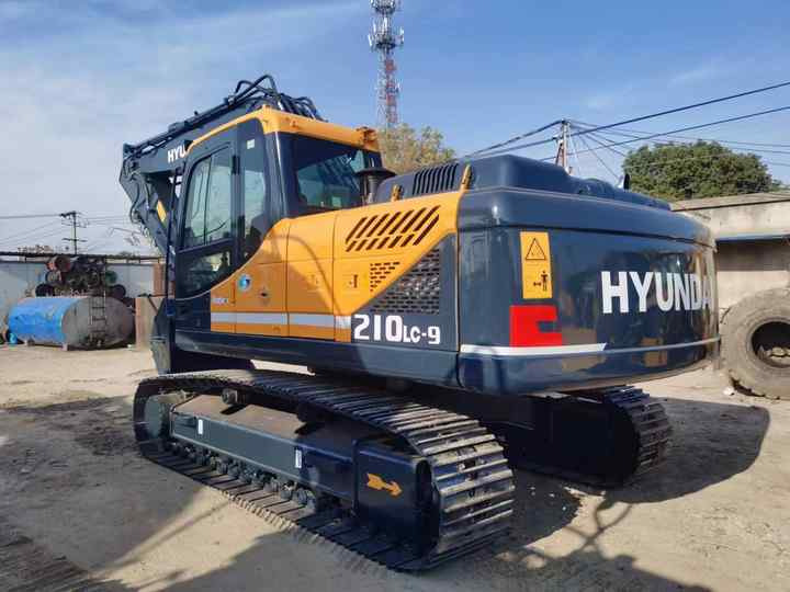 Hyundai Excavator Used Machine 210-9s Heavy Construction Equipment Crawler Excavator Hot Sale - Bager guseničar: slika 3 Hyundai Excavator Used Machine 210-9s Heavy Construction Equipment Crawler Excavator Hot Sale - Bager guseničar: slika 3