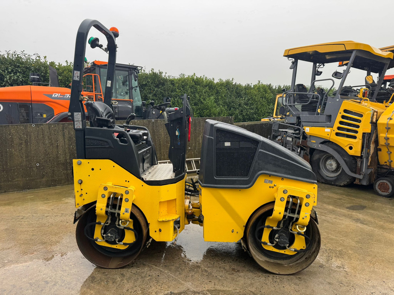 BOMAG BW120AD-5 - Valjak za puteve: slika 5 BOMAG BW120AD-5 - Valjak za puteve: slika 5