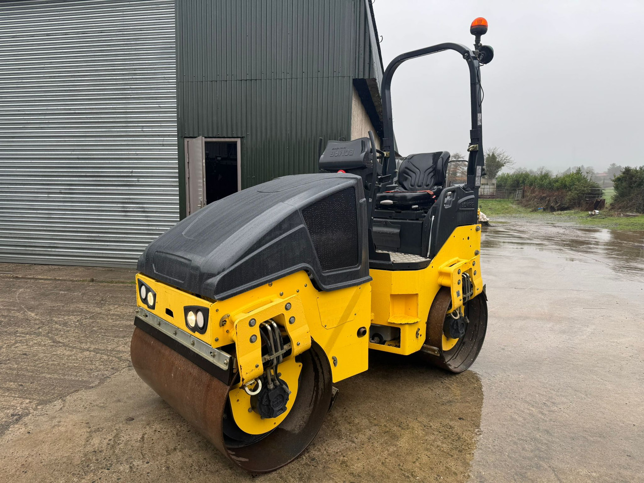 BOMAG BW120AD-5 - Valjak za puteve: slika 1 BOMAG BW120AD-5 - Valjak za puteve: slika 1