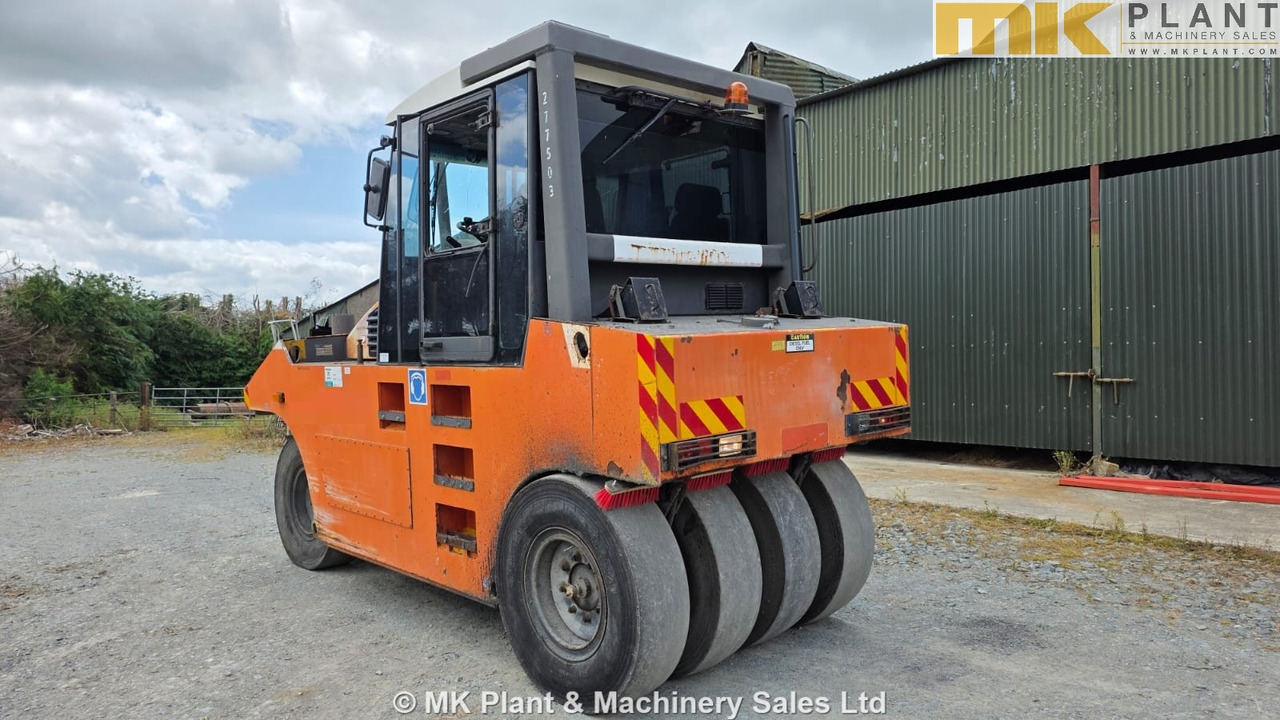 BOMAG BW24R (Stavostroj VP2400 / Ammann AP2400) - Pneumatski valjak: slika 2 BOMAG BW24R (Stavostroj VP2400 / Ammann AP2400) - Pneumatski valjak: slika 2