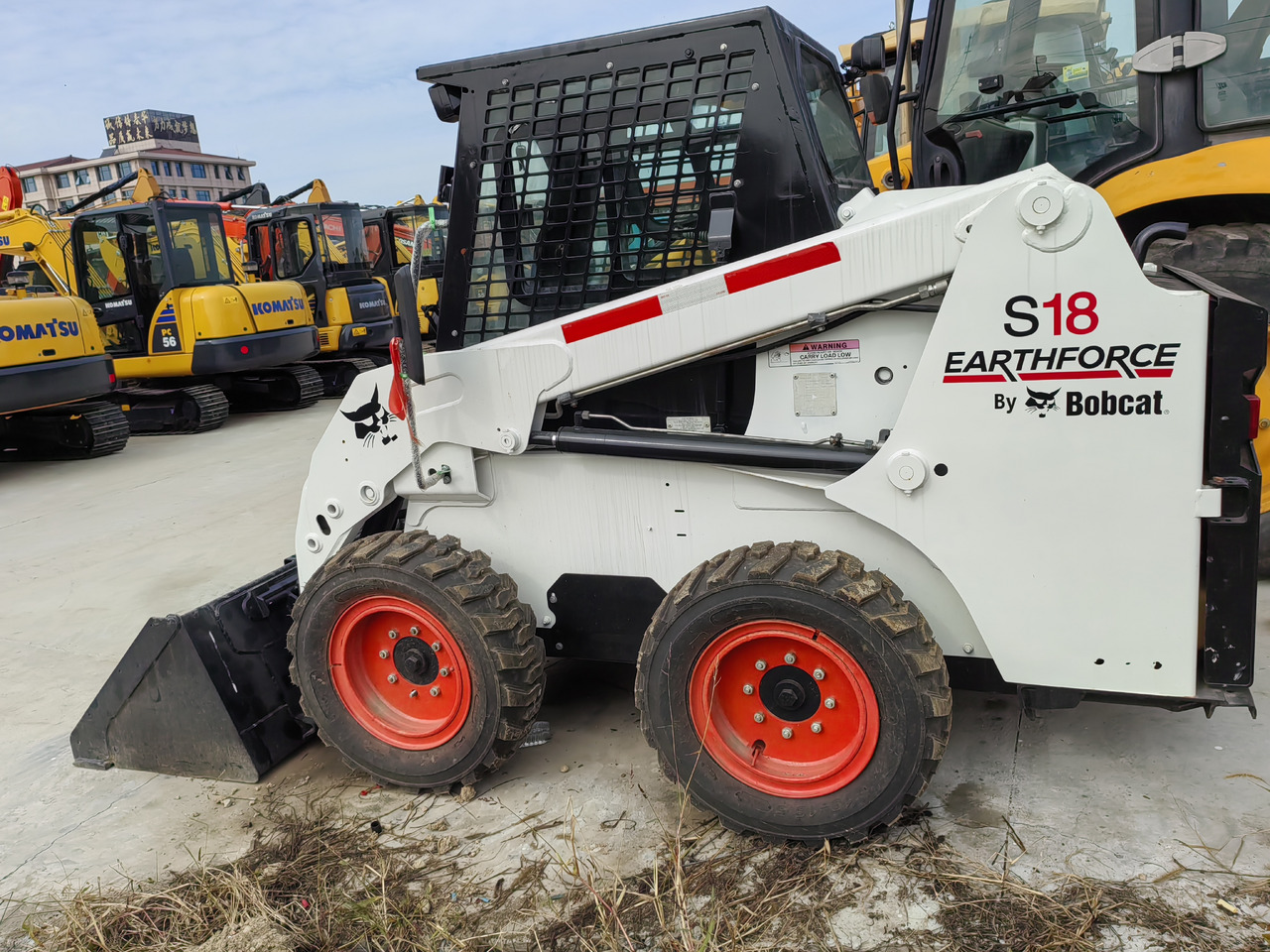 BOBCAT S18 - Mini utovarivač: slika 1 BOBCAT S18 - Mini utovarivač: slika 1