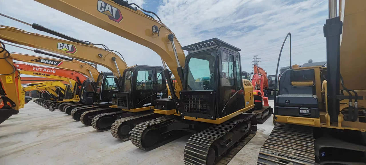 CATERPILLAR 312GC - Mini bager: slika 1 CATERPILLAR 312GC - Mini bager: slika 1