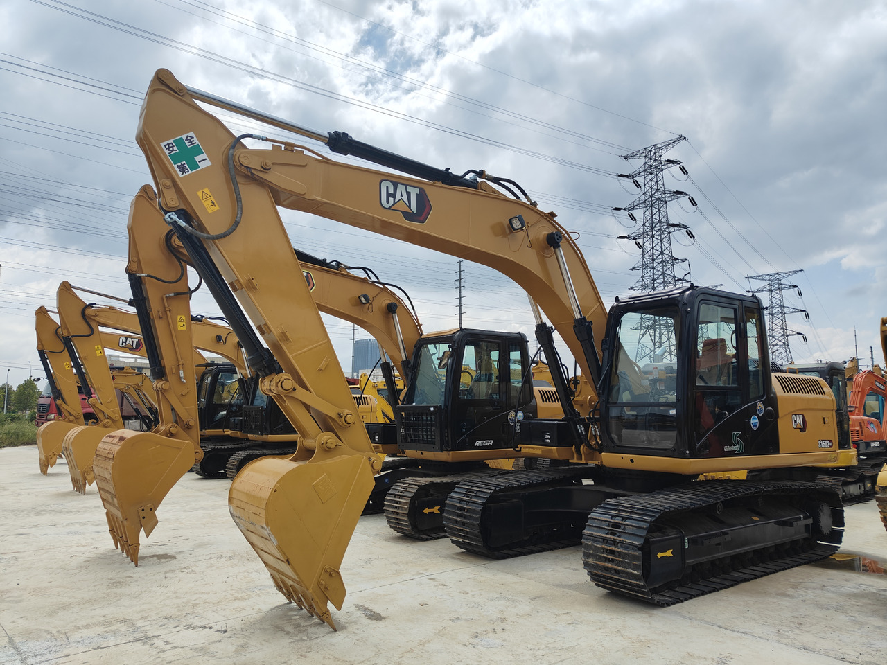 CATERPILLAR 315D2 - Mini bager: slika 2 CATERPILLAR 315D2 - Mini bager: slika 2