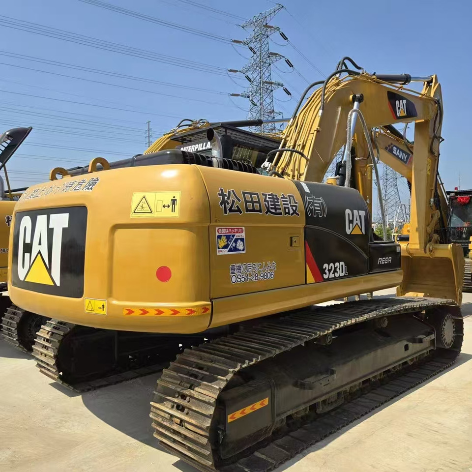 CATERPILLAR 323D2 - Bager guseničar: slika 3 CATERPILLAR 323D2 - Bager guseničar: slika 3