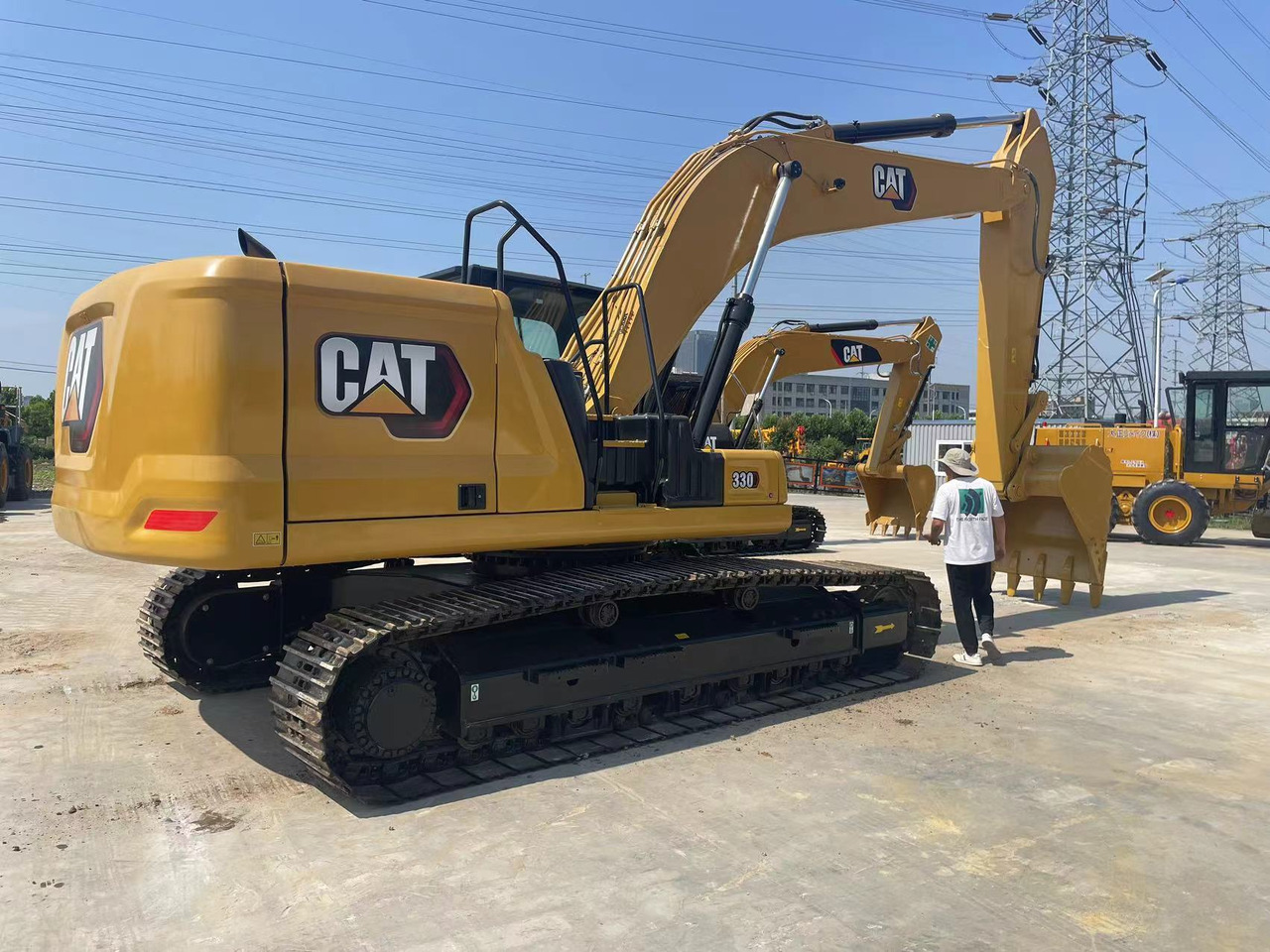 CATERPILLAR 330GC - Bager guseničar: slika 2 CATERPILLAR 330GC - Bager guseničar: slika 2
