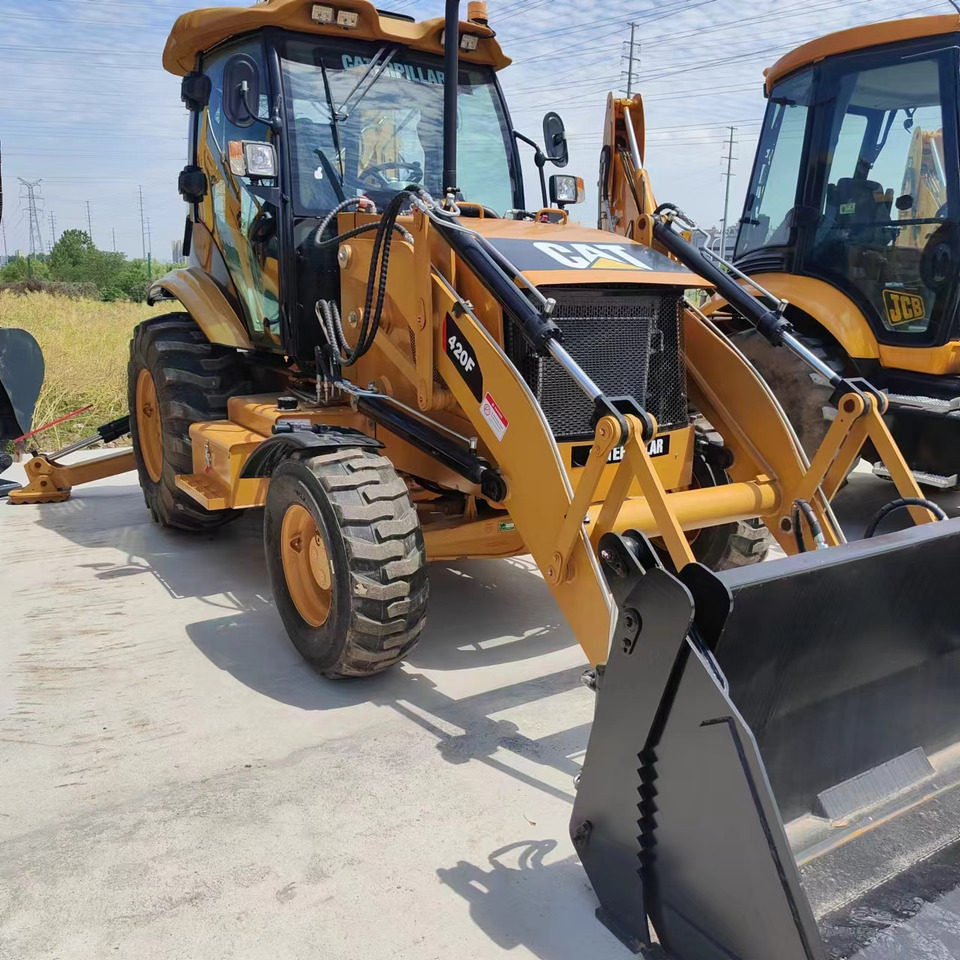 CATERPILLAR 420F - Bager utovarivač: slika 1 CATERPILLAR 420F - Bager utovarivač: slika 1