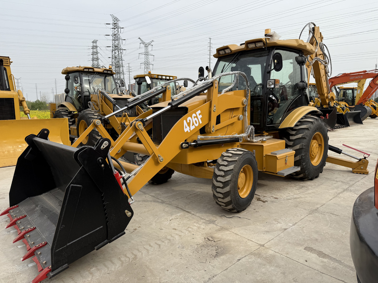 CATERPILLAR 426F - Bager utovarivač: slika 1 CATERPILLAR 426F - Bager utovarivač: slika 1
