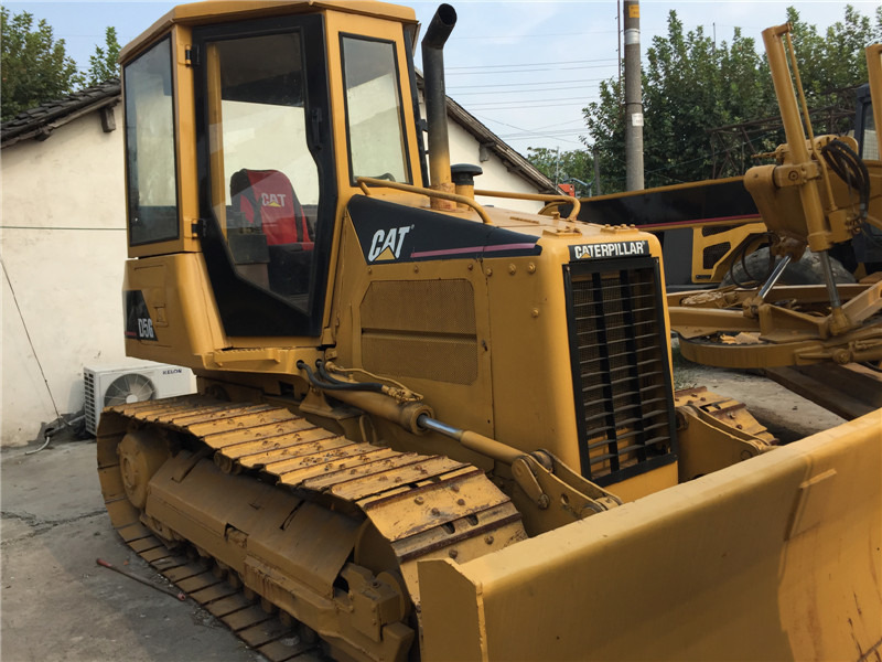 CATERPILLAR D5G - Buldožer: slika 1 CATERPILLAR D5G - Buldožer: slika 1