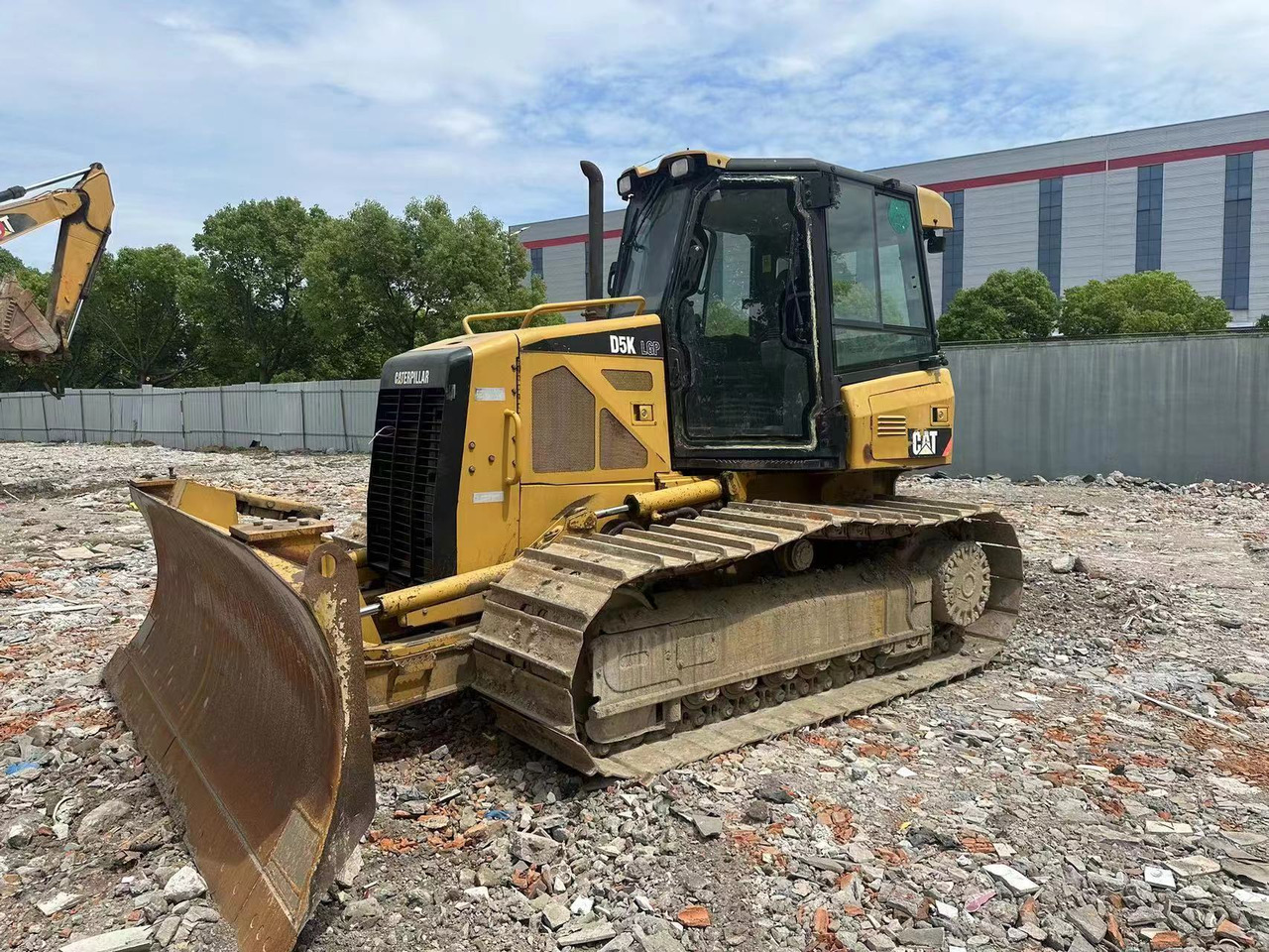 CATERPILLAR D5K - Buldožer: slika 2 CATERPILLAR D5K - Buldožer: slika 2