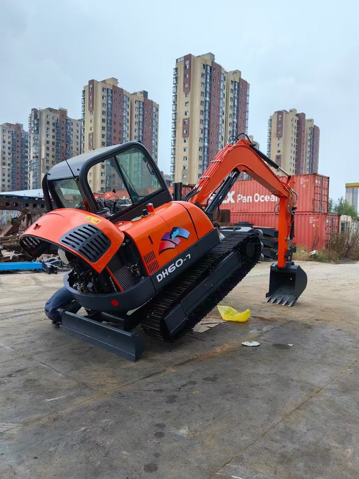 DOOSAN DH60-7 - Bager guseničar: slika 5 DOOSAN DH60-7 - Bager guseničar: slika 5