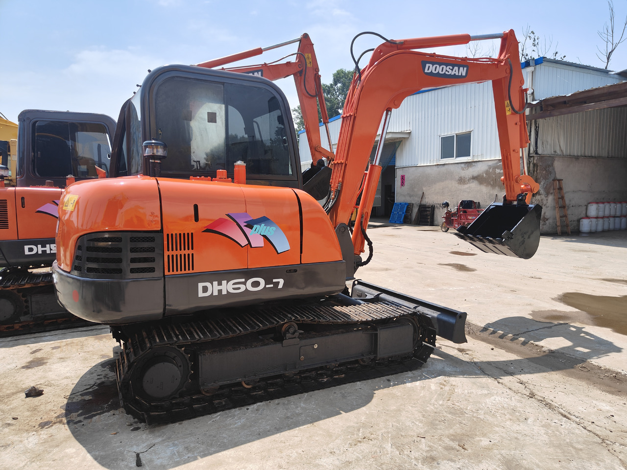 DOOSAN DH60-7 - Bager guseničar: slika 2 DOOSAN DH60-7 - Bager guseničar: slika 2