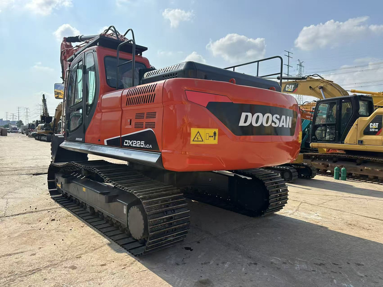 DOOSAN DX225LCA - Bager guseničar: slika 4 DOOSAN DX225LCA - Bager guseničar: slika 4
