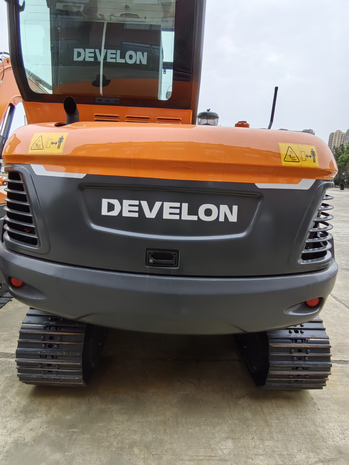 DOOSAN DX60E-10N - Bager guseničar: slika 2 DOOSAN DX60E-10N - Bager guseničar: slika 2