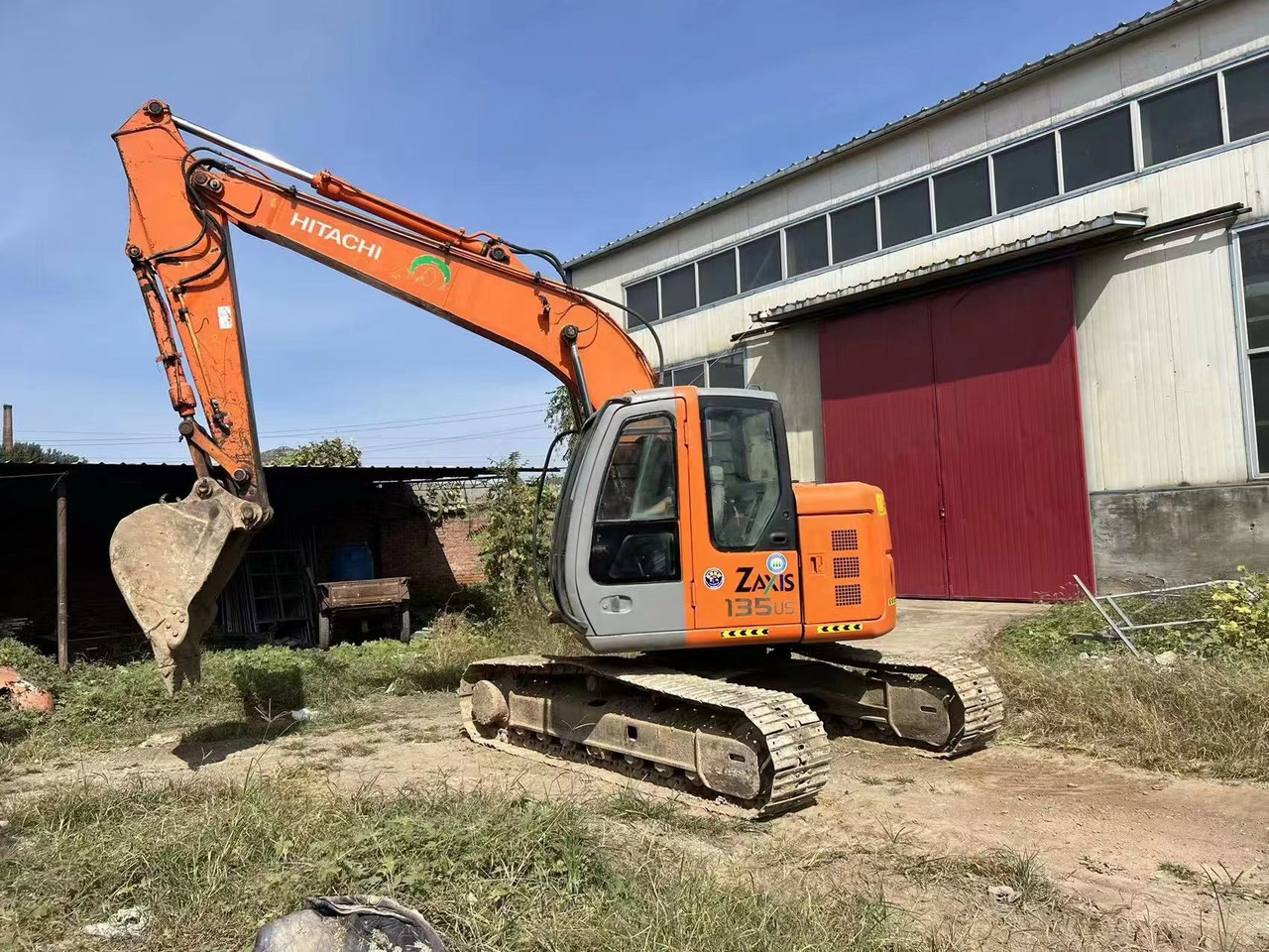 HITACHI ZX135 - Bager guseničar: slika 1 HITACHI ZX135 - Bager guseničar: slika 1