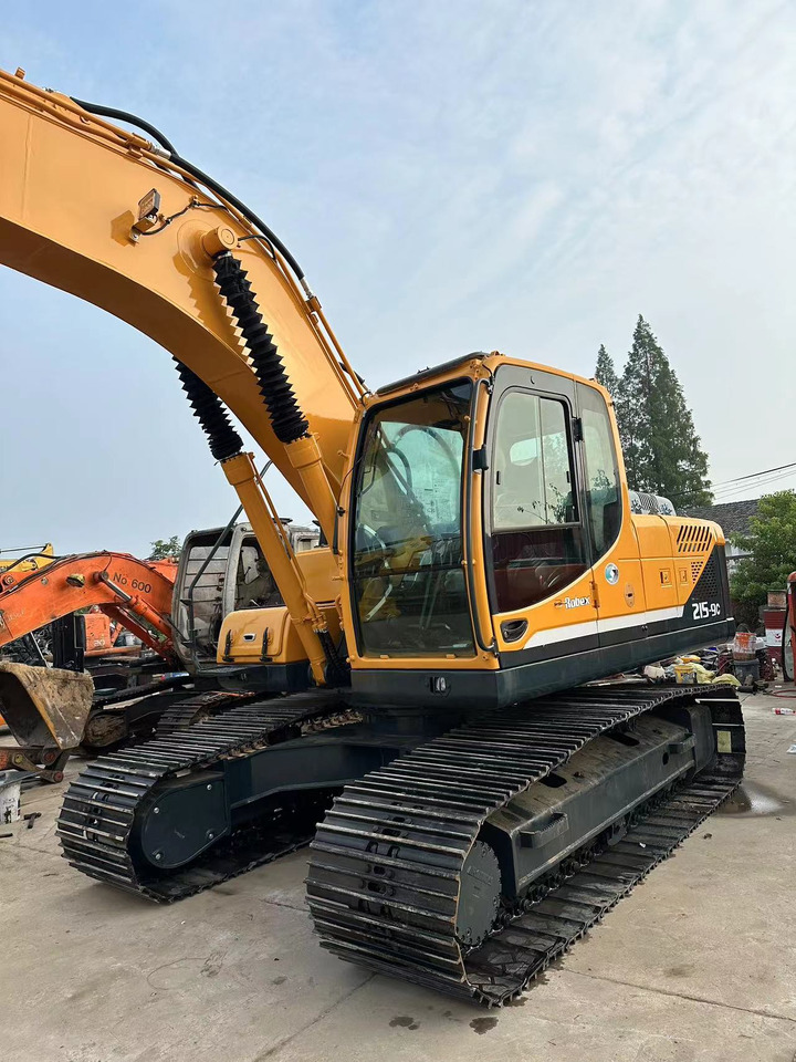 HYUNDAI R215-9C - Bager guseničar: slika 3 HYUNDAI R215-9C - Bager guseničar: slika 3