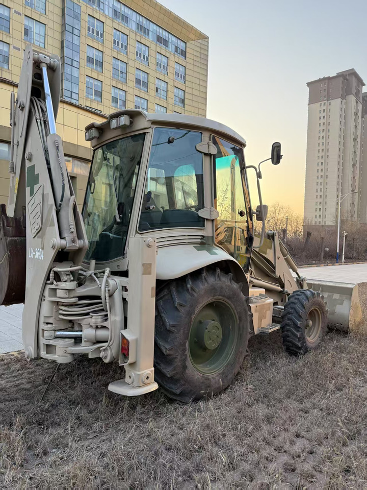 JCB 3CX - Bager utovarivač: slika 2 JCB 3CX - Bager utovarivač: slika 2