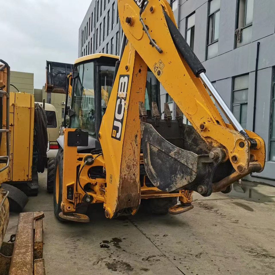 JCB 3CX - Bager utovarivač: slika 5 JCB 3CX - Bager utovarivač: slika 5