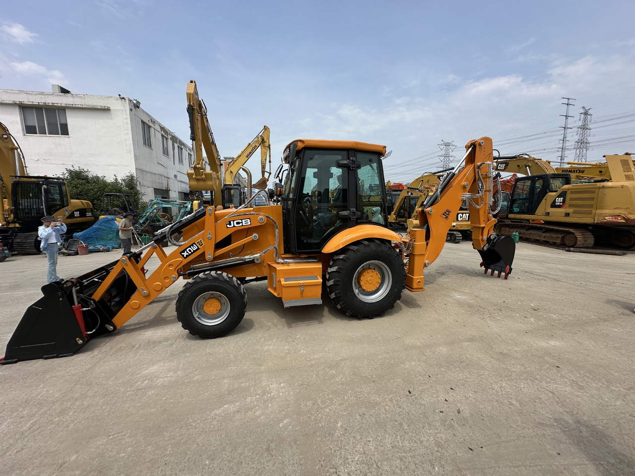 JCB 3CX - Bager utovarivač: slika 1 JCB 3CX - Bager utovarivač: slika 1