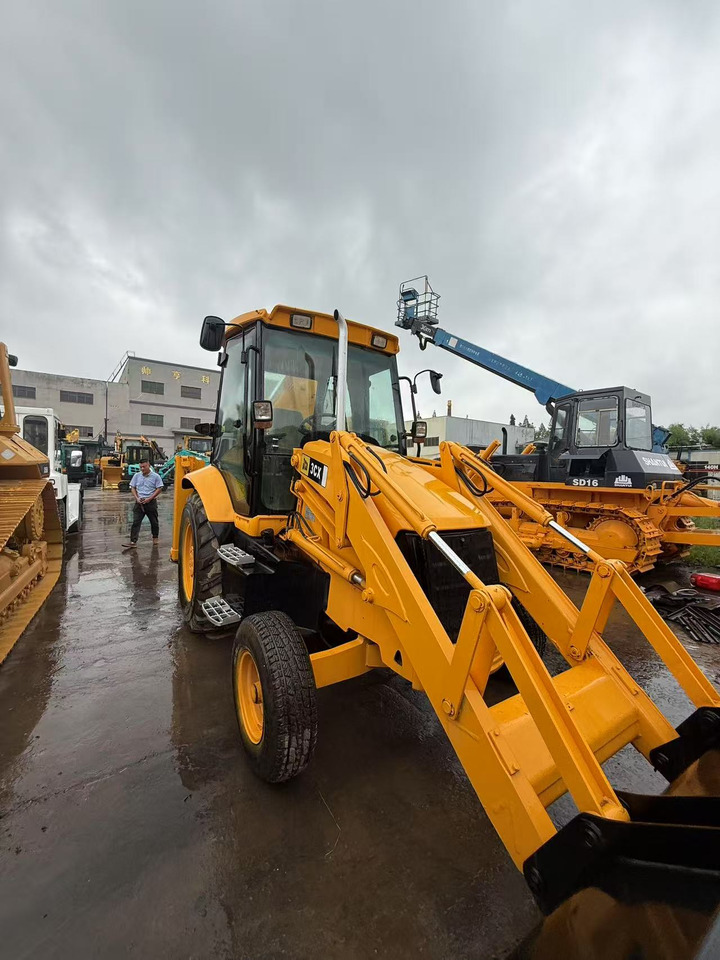 JCB 3CX - Bager utovarivač: slika 2 JCB 3CX - Bager utovarivač: slika 2