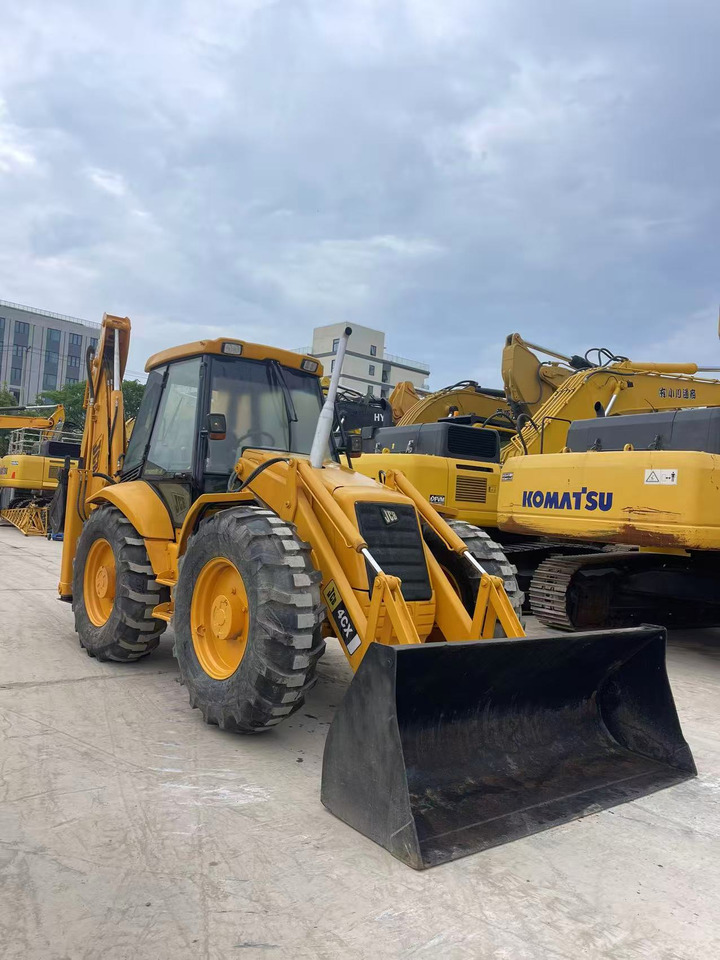 JCB 4CX - Bager utovarivač: slika 1 JCB 4CX - Bager utovarivač: slika 1