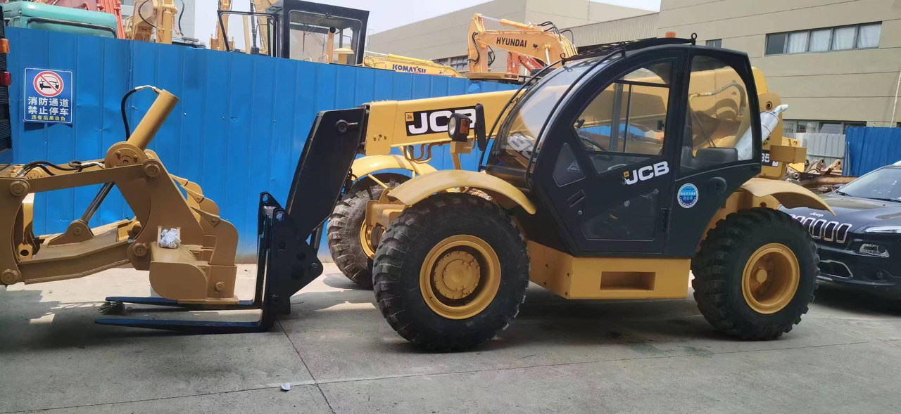 JCB 535 - Teleskopski upravljač: slika 1 JCB 535 - Teleskopski upravljač: slika 1