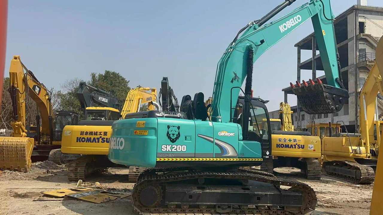 KOBELCO SK200-8 - Bager guseničar: slika 4 KOBELCO SK200-8 - Bager guseničar: slika 4