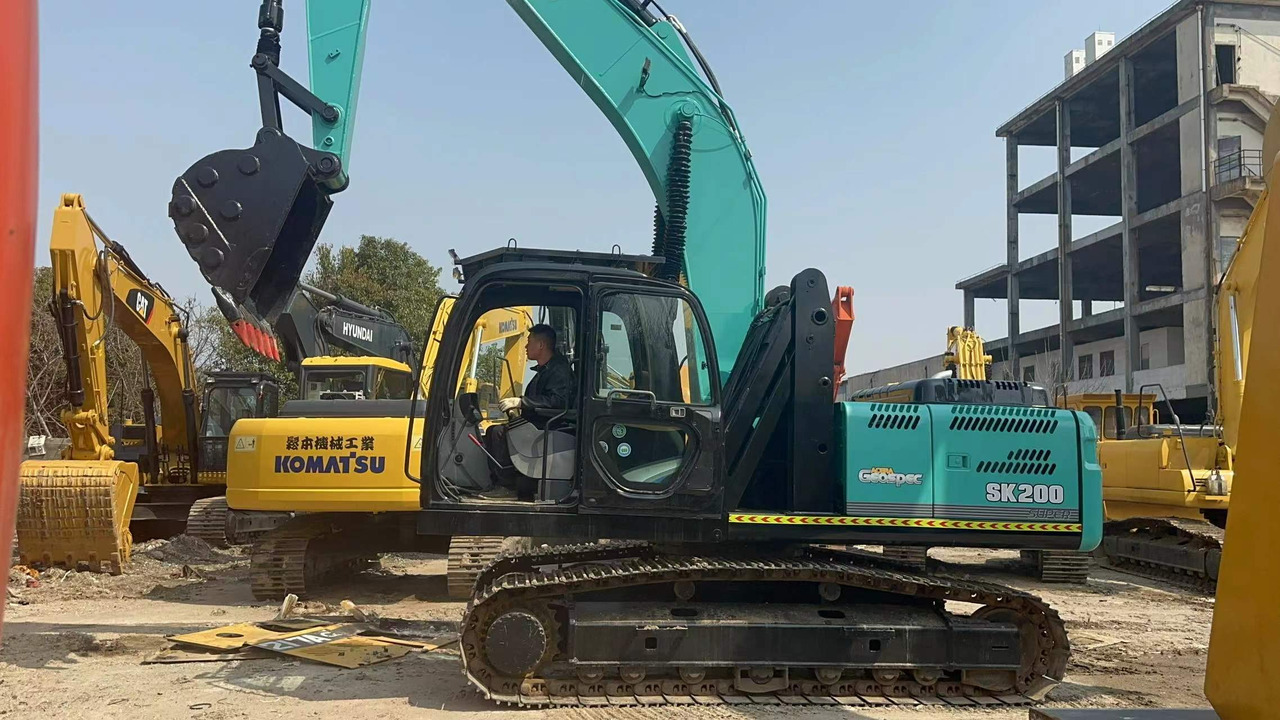 KOBELCO SK200-8 - Bager guseničar: slika 5 KOBELCO SK200-8 - Bager guseničar: slika 5