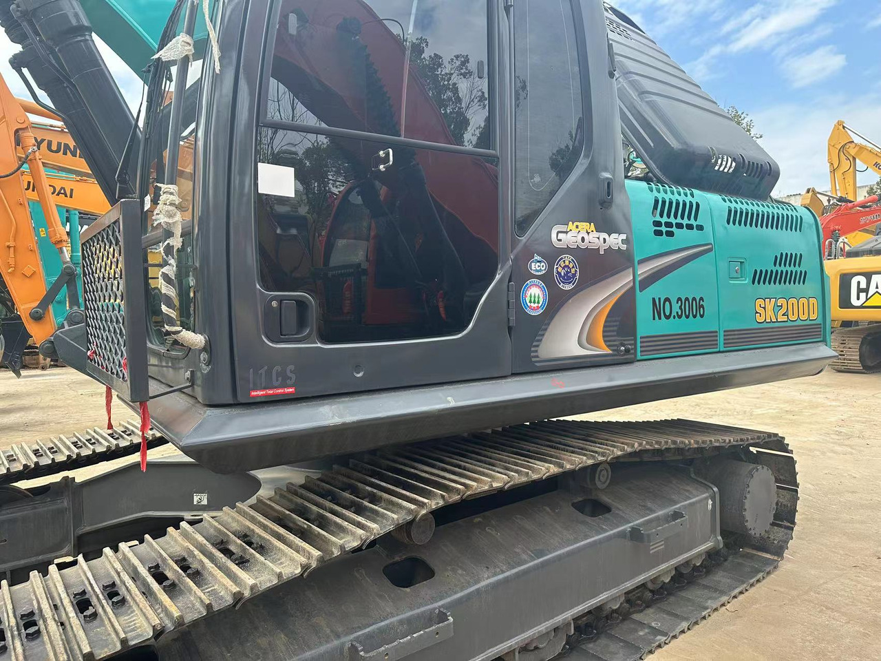 KOBELCO SK200D - Mini bager: slika 4 KOBELCO SK200D - Mini bager: slika 4