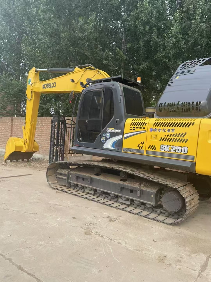 KOBELCO SK250 - Mini bager: slika 3 KOBELCO SK250 - Mini bager: slika 3