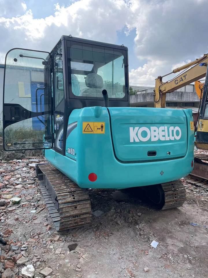 KOBELCO SK60 - Mini bager: slika 1 KOBELCO SK60 - Mini bager: slika 1