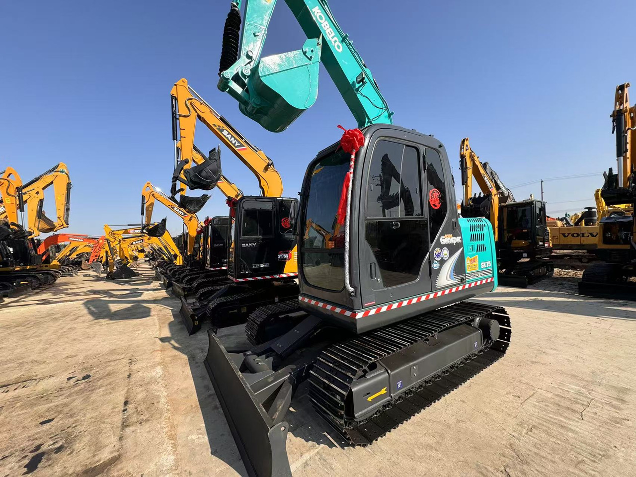 KOBELCO SK75 - Mini bager: slika 3 KOBELCO SK75 - Mini bager: slika 3