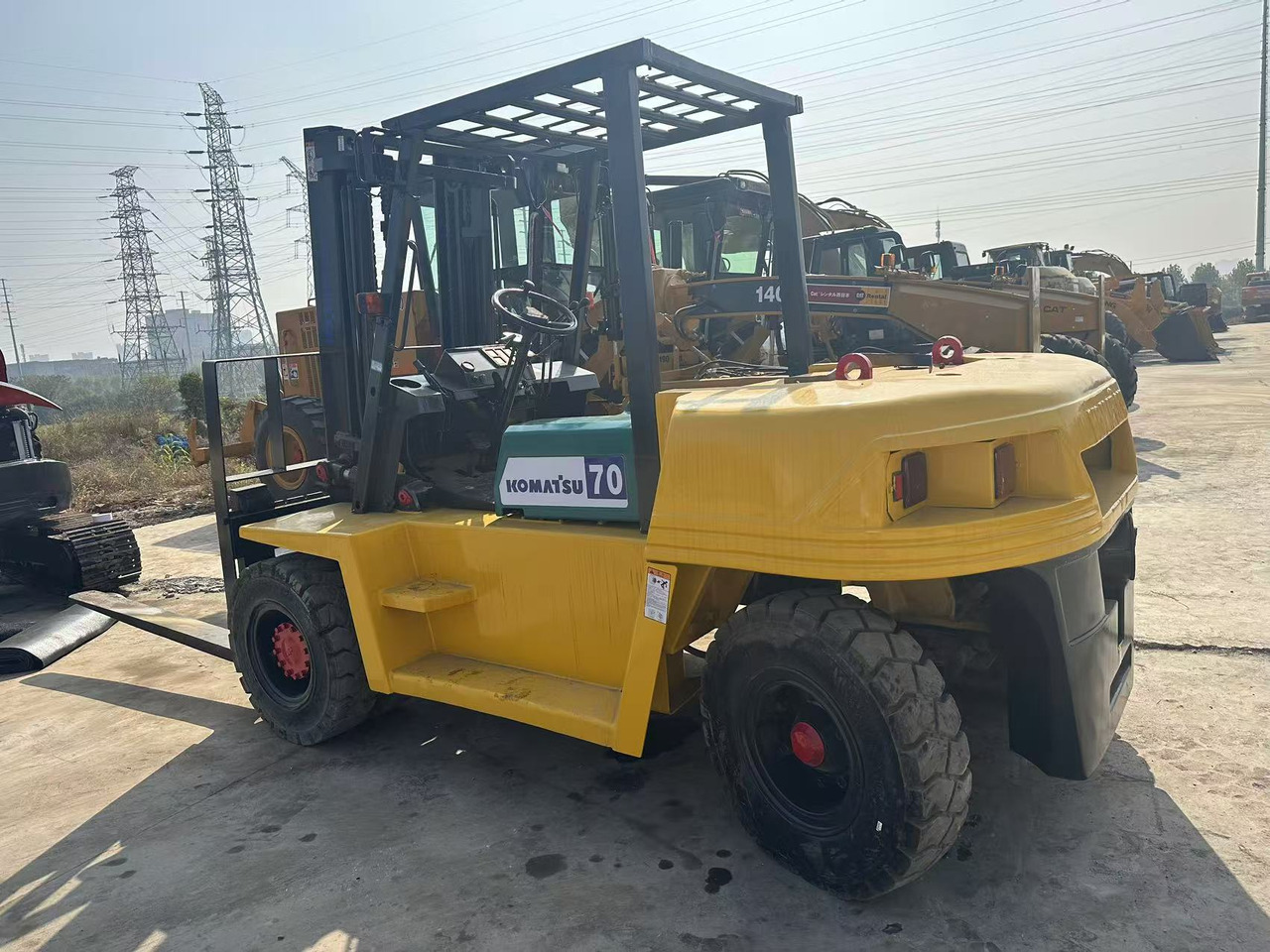 KOMATSU 7-ton - Dizel viljuškar: slika 1 KOMATSU 7-ton - Dizel viljuškar: slika 1