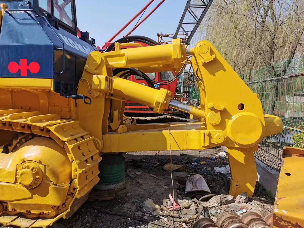 KOMATSU D155A-2 - Buldožer: slika 4 KOMATSU D155A-2 - Buldožer: slika 4