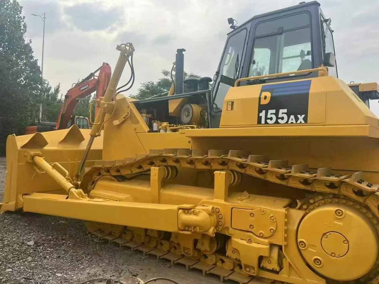KOMATSU D155A-5 - Buldožer: slika 4 KOMATSU D155A-5 - Buldožer: slika 4