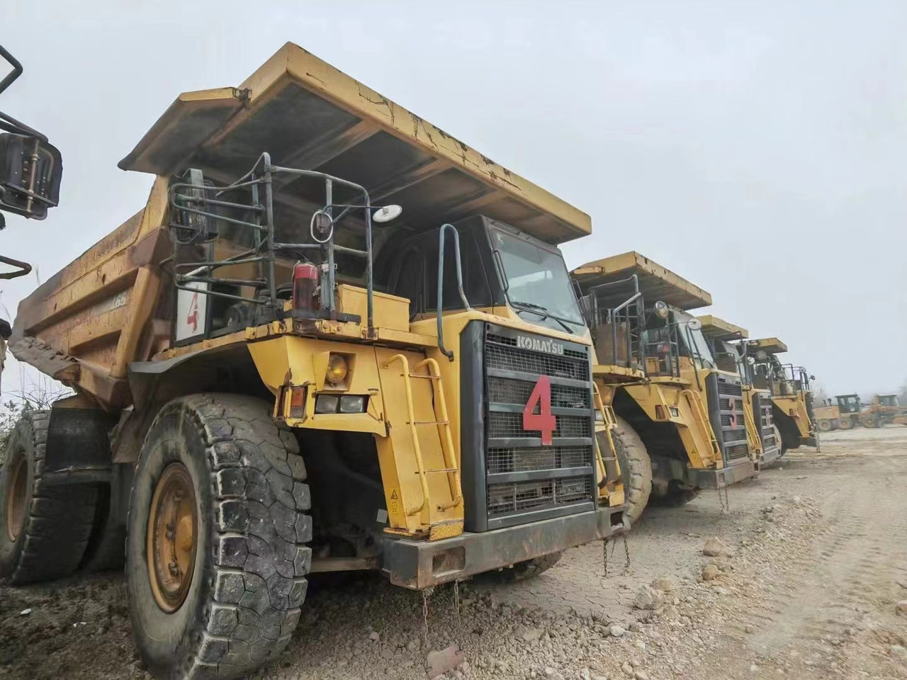 KOMATSU HD465 - Istovarivač: slika 2 KOMATSU HD465 - Istovarivač: slika 2